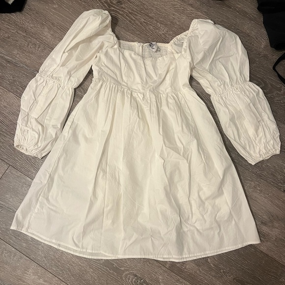 white puff sleeve dress princess polly Princess Polly White Ruffle Mini Dress US 2 V-Neck Puff Long Sleeve  Pullover
